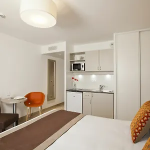 Residhome Rosa Parks פריז